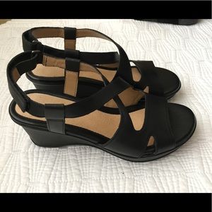 🌀Naturalizer Wedge Sandals